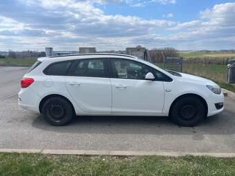 Opel Astra 1.6 CDTi ST 81 kw - 5