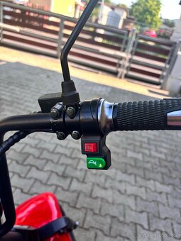 Elektrická chopper koloběžka - 5