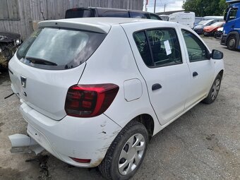 Dacia Sandero 1,0i - 5