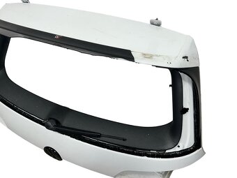 Páté dveře bílá metalíza LC9A VW Golf 7 R-Line hatchback 15 - 5