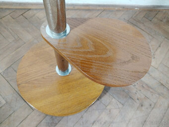 stojan na květy funkcionalismus - 5