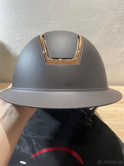 Jezdecká helma HKM - 5