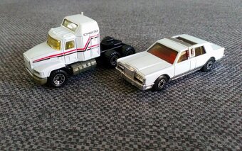 Matchbox (Mack CH600, Lincoln, Porsche, Rolls Royce, Corve) - 5