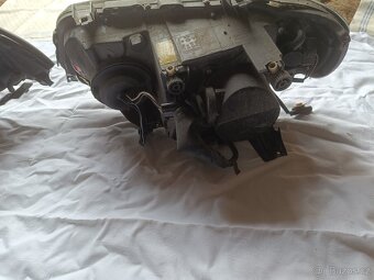 Přední světla BMW X5 e53 xenon - 5