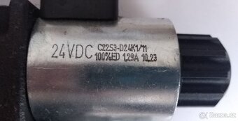 HYDRAULICKÝ ROZVADĚČ 24V DUPLOMATIC - 5