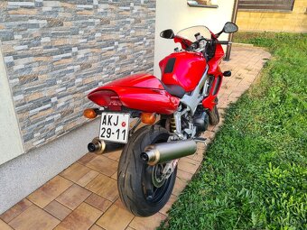 Honda VTR 1000F - 5