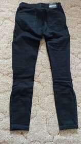 Černé super skinny džíny s roztrháním, vel. 34/XS - 5