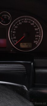 VW Passat Variant - 5