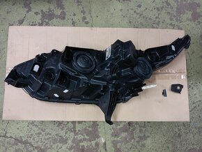 Ford tourneo connect svetlo - 5