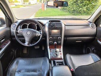Suzuki Grand Vitara 2.0i AT 4x4 - 5