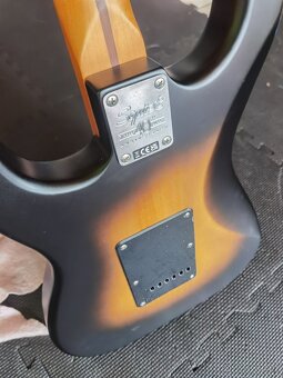 Elektrická kytara Squier Strat 40th Anniv W2CSB - 5