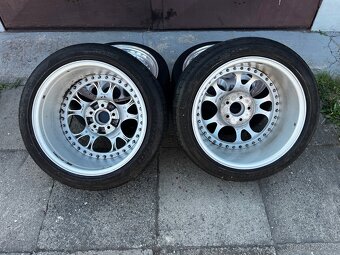 5x112 r17 - 5