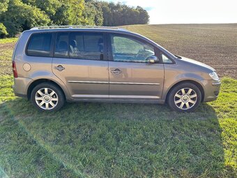VW TOURAN 1.9 TDI R.v.2008 Navi Digi klima - 5