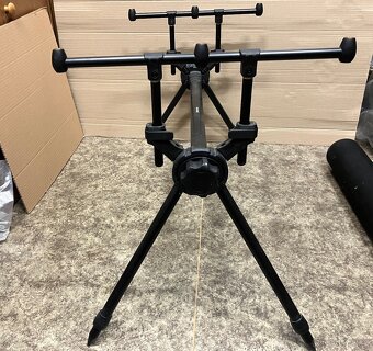 Stojan Giants Fishing Rod Pod Gaube 3 Rods - 5
