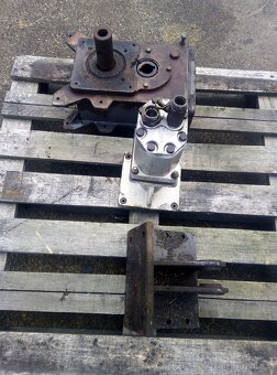 Sekačka travních porostů STPC  133 - 5