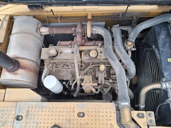 Prodám pásový caterpillar 323dl - 5