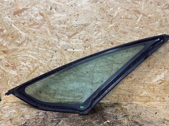 PRAVÉ PŘEDNÍ OKNO CITROEN C4 PICASSO 2009 - 5