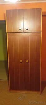 Daruji za odvoz skříně a psací stoly - 5