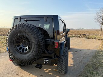 Jeep Wrangler rubicon 3.6 - 5