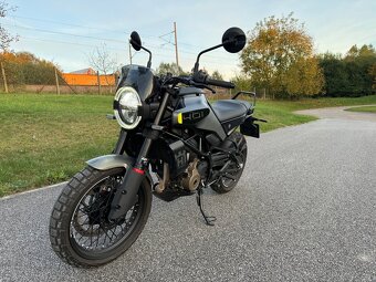 Husqvarna Svartpilen 401 - 5