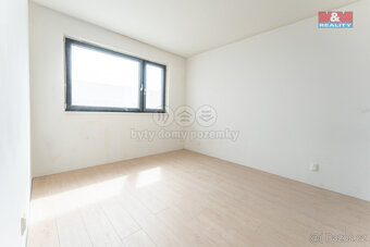 Prodej rodinného domu 5+kk s garáží, 143 m² - 5