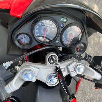 Honda CBR 125R - 5