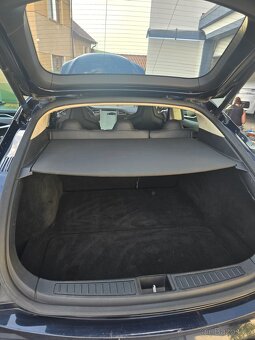 Tesla model S Free Supercharger - 5