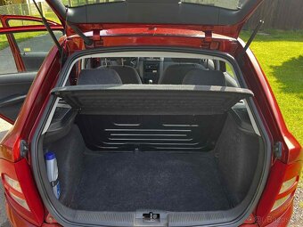 Škoda Fabia 1.4 MPI, 50 kW, rok 2001 – 137 tis. km, nová pře - 5