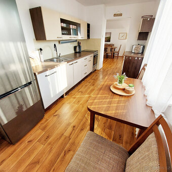 Rodinný / apartmánový dům přímo pod Pustevnami Beskydy - 5