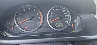 Mazda 2 - 5
