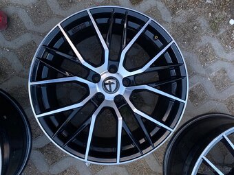 Alu kola 5x112, R19, ET45, 8,5J - 5