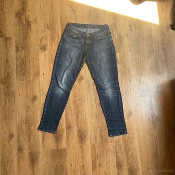 Levis džíny velikosti 25 - 5