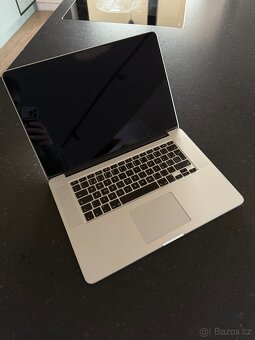 Apple MacBook Pro 15" Mid2015 i7 16GB RAM, 256GB SSD - 5