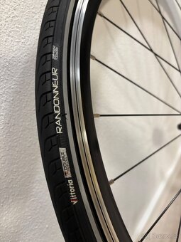 Zapletená kola Decathlon Triban 500 s plášti - 5