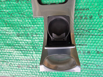Nová originál část (kryt) středového panelu Peugeot 407 - 5