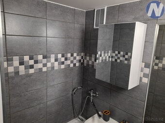Pronájem bytu 2+kk + balkon, 39 m², Volary - 5