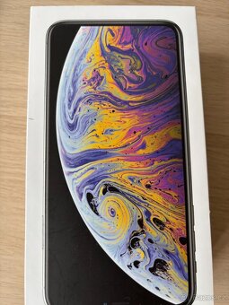 Iphone XS Max 64 GB stříbrný +5 obalů zdarma - 5