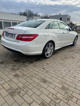 Mercedes Benz E coupe 350cdi, AMG paket, 170kW, 2. Majitel - 5