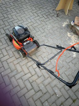 Husqvarna R 145, sekačka - 5