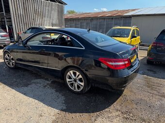 Mercedes E 250 coupe plně pojízdný na ND - 5
