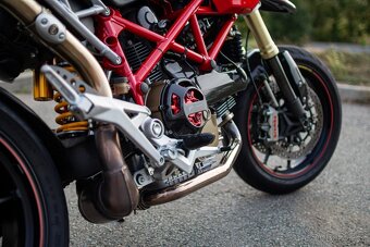 Ducati Hypermotard 1100S - 5