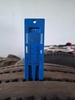 Pneu 315/70-22,5 - 5