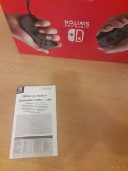Nintendo Switch Lite - 5
