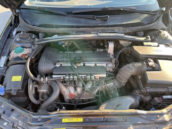 Volvo V70 2.4i 100kw LPG - 5
