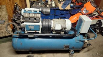 Kompresor Orlík 3jsk 300l - 5