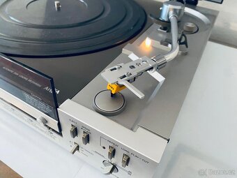 Full automatic gramofon Aiwa D 50, rok 1981 - 5