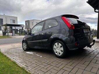Ford Fiesta - 5