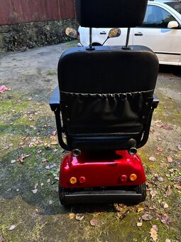 Prodám elektrický invalidní vozík / skútr SELVO – červený, t - 5