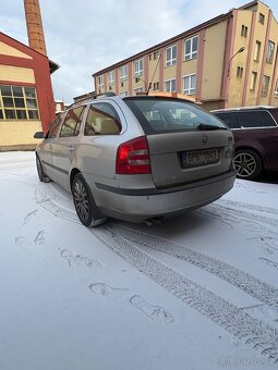Octavia 2 2.0 tdi 103 kw - 5