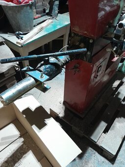 Briketovací lis - 5